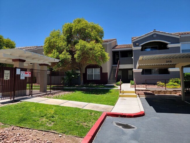 Building Photo - FULLY FURNISHED 2 BEDROOM CONDO*CLOSE TO A...