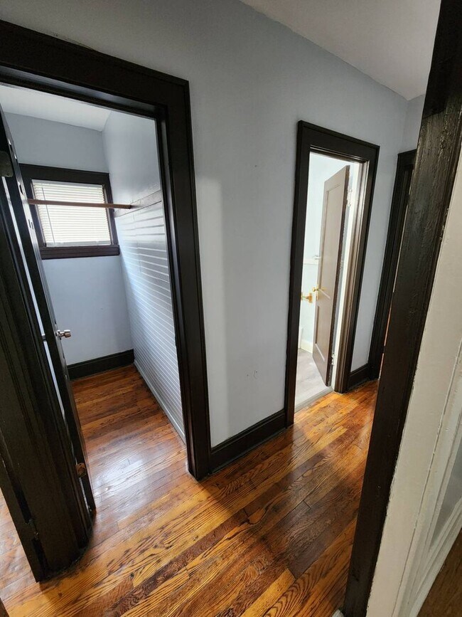 Building Photo - 12022 Griffing Ave