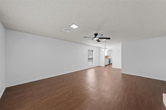 Building Photo - 300 Mill Creek Cir