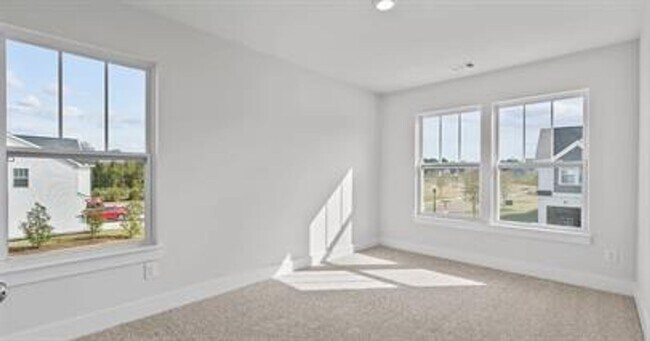 Building Photo - 100 Marston Ln