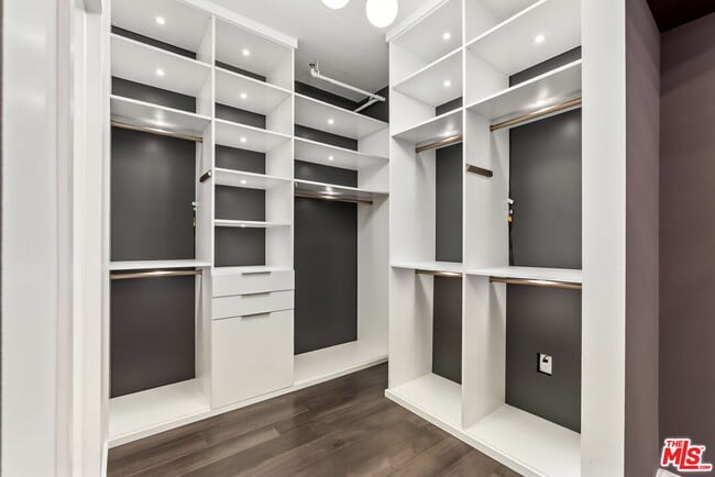 Building Photo - 1111 S Grand Ave