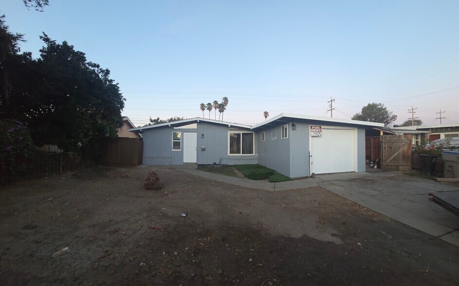 Primary Photo - 1742 Orlando Dr