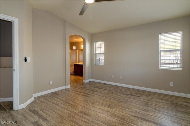 Building Photo - 8688 Little Fox St