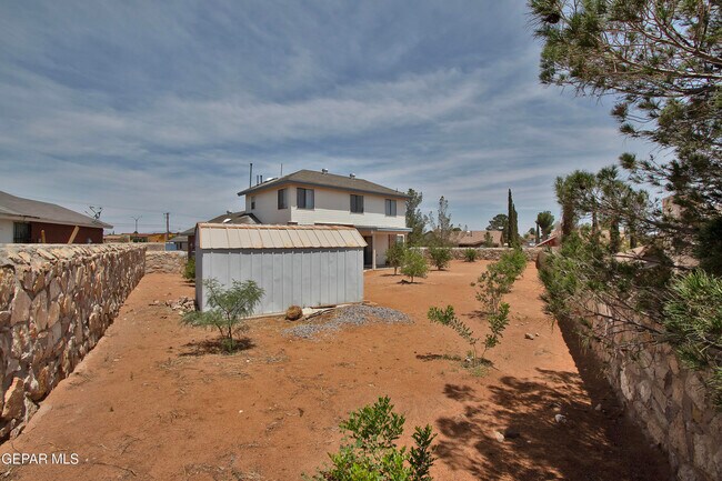 Building Photo - 11726 Stone Castle Dr