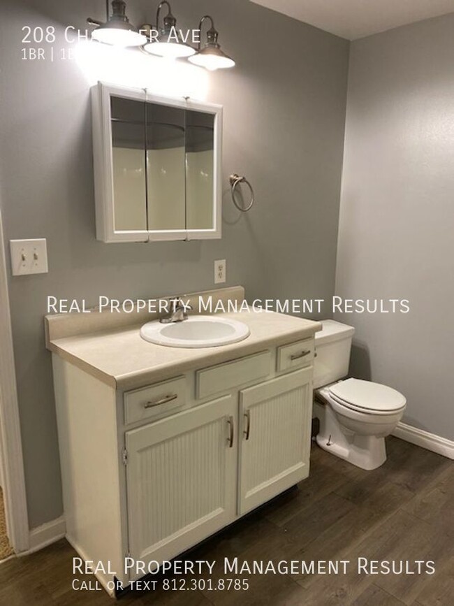 Building Photo - 1 Bedroom, 1 Bath, Mulberry Square