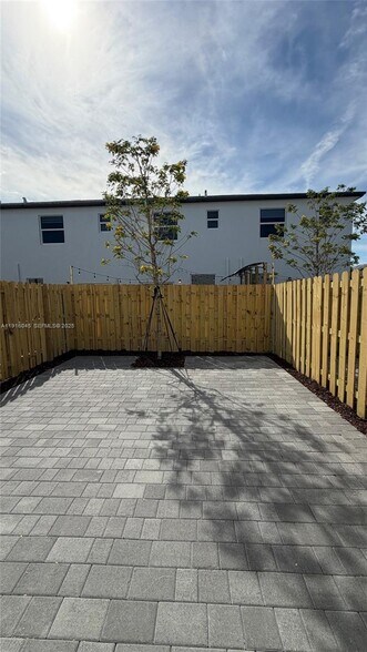 Building Photo - 15616 SW 276th Ter