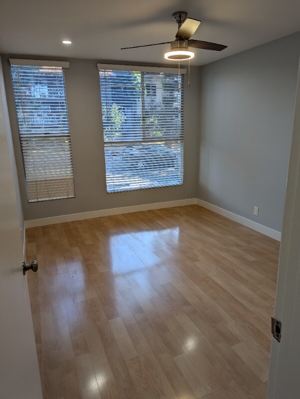 Building Photo - 7068 Lanewood Ave