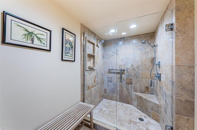Building Photo - 240 Sand Key Estates Dr