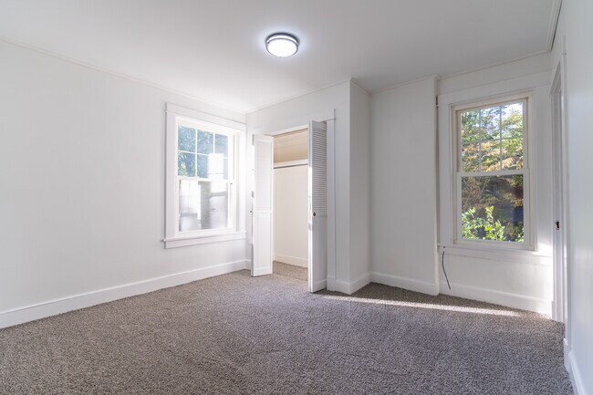 Building Photo - 418 E. Washington Blvd.