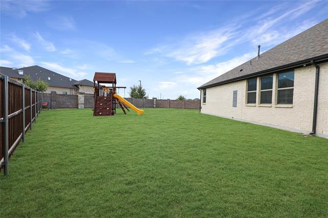 Building Photo - 890 Stanley St