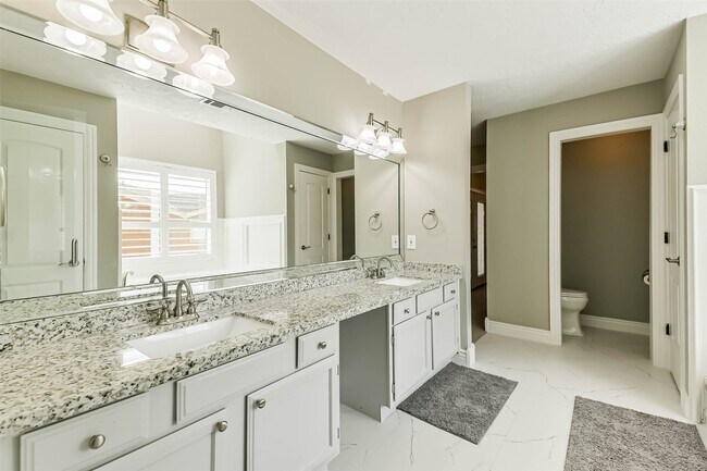 Building Photo - 3911 Cherry Forest Dr