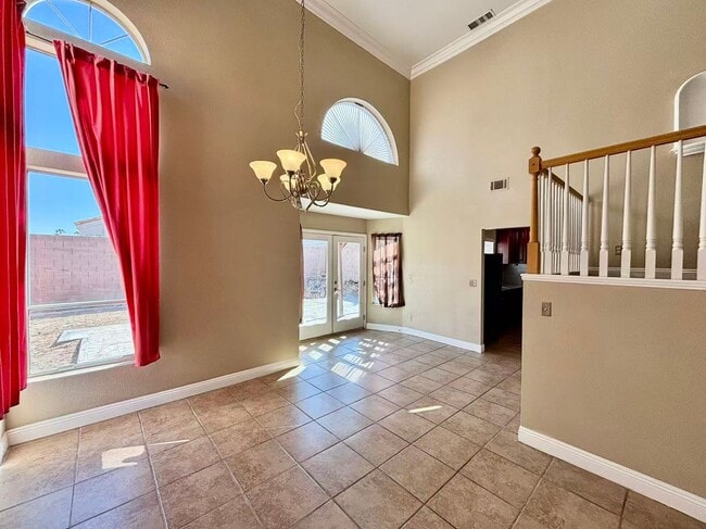 Building Photo - Two-story single-family house