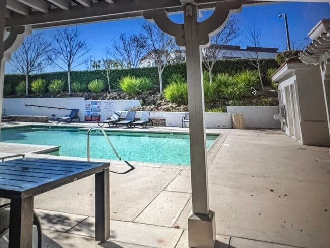 Building Photo - 30806 St Jean Ct