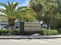 Building Photo - 900 River Reach Dr