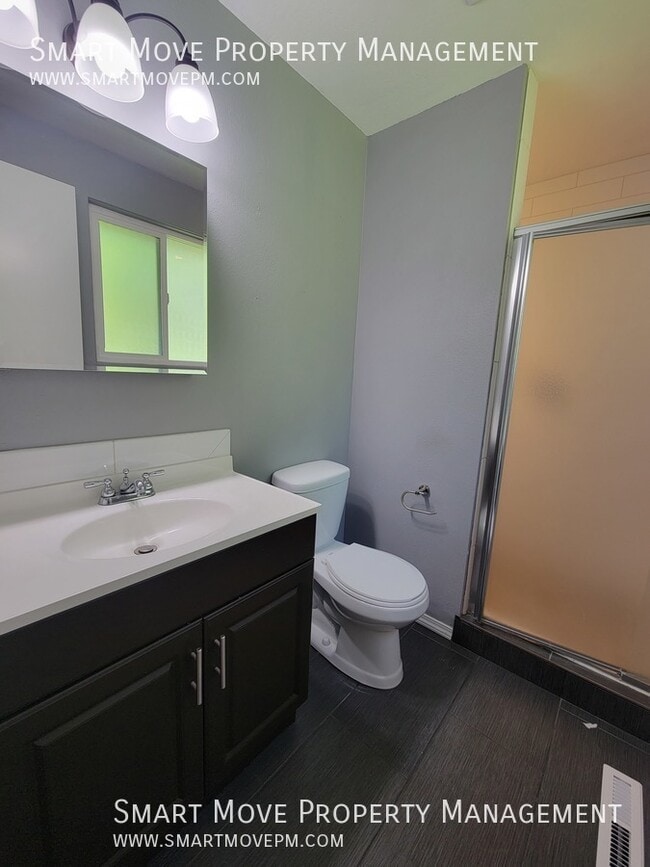 Building Photo - 9990 Skycrest-