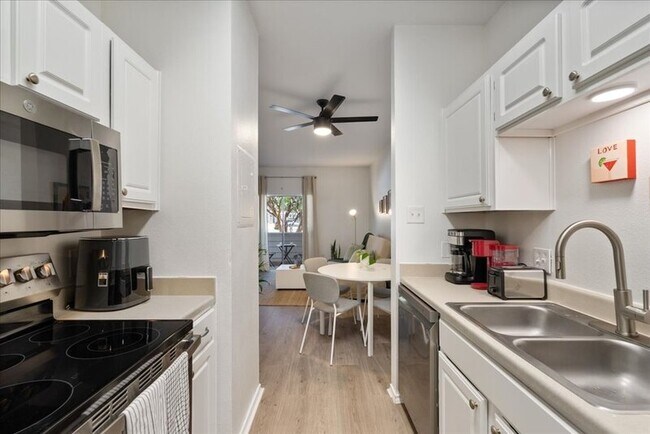 Building Photo - 12166 Metric Blvd