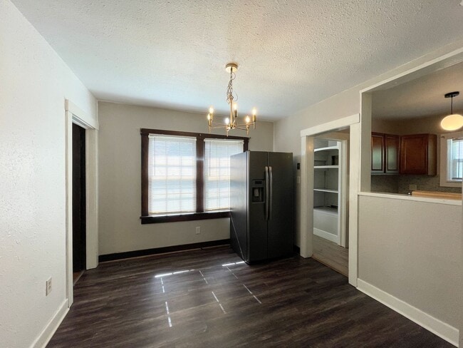 Building Photo - 2 Bed In Great Location