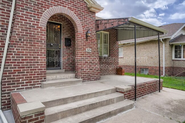 Building Photo - 384 N Ogden St