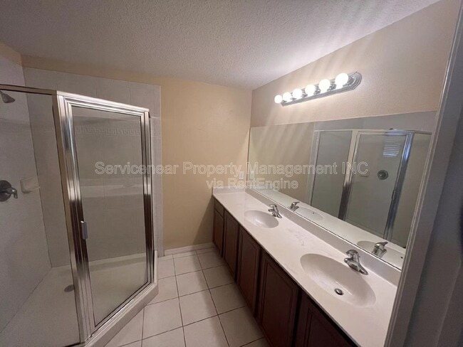 Building Photo - 8528 Sandpiper Ridge Ave