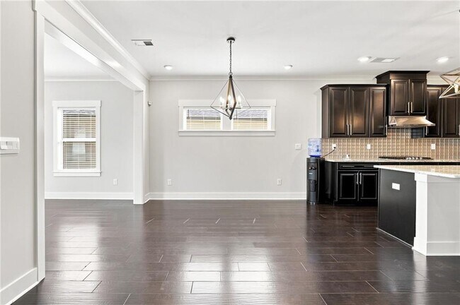 Building Photo - 901 Cedar Wing Terrace