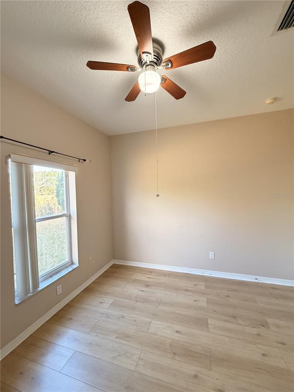 Building Photo - 10 Westfield Ln