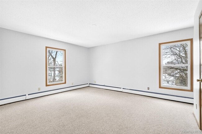 Building Photo - 2 Wayne Ave