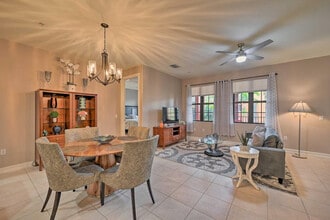 Building Photo - 9155 Delano St