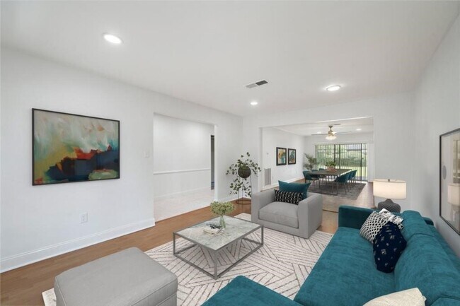 Building Photo - 6007 Claridge Dr