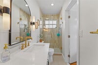 Building Photo - 6331 SW 18th St