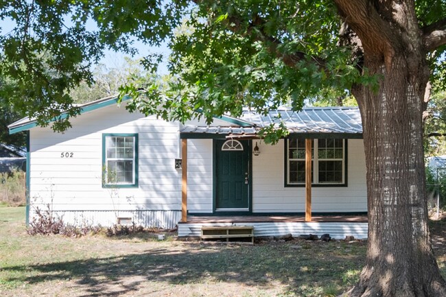 Building Photo - 502 Milam Ave