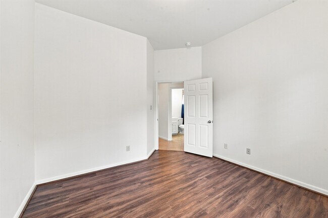 Building Photo - 6307 Teal Mist Ln