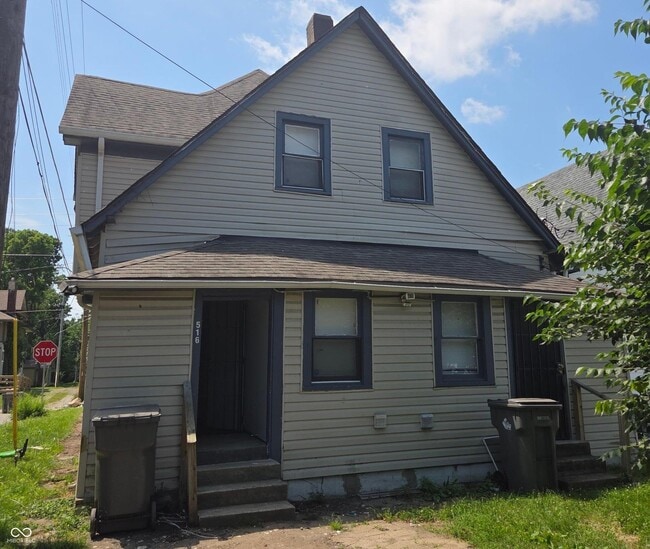 Building Photo - 516 W 28th St