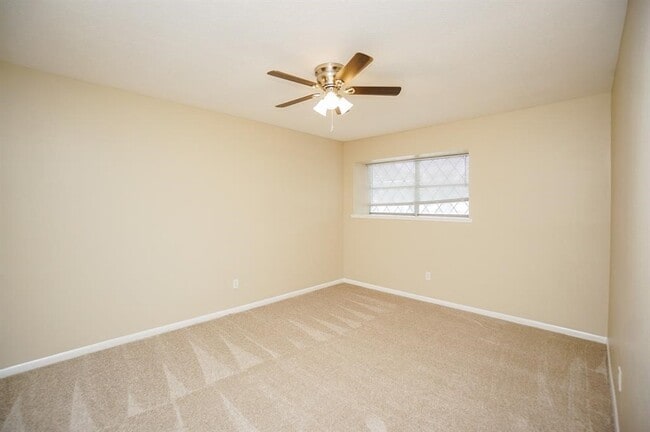 Building Photo - 13626 Woodchester Dr