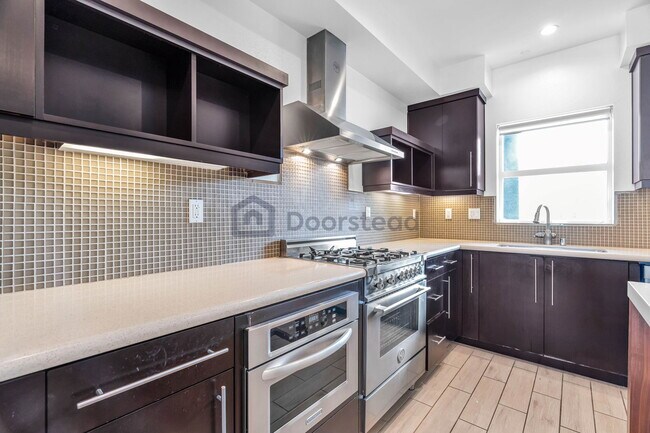 Building Photo - 13045 Pacific Promenade