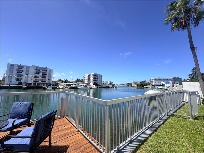 Building Photo - 8080 Tatum Waterway Dr
