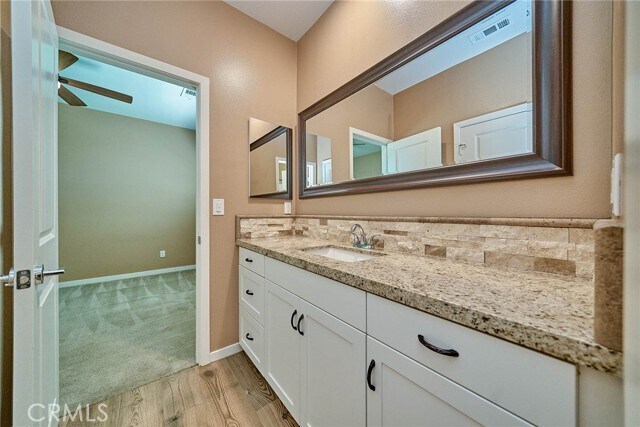 Building Photo - 35879 Landon Ln