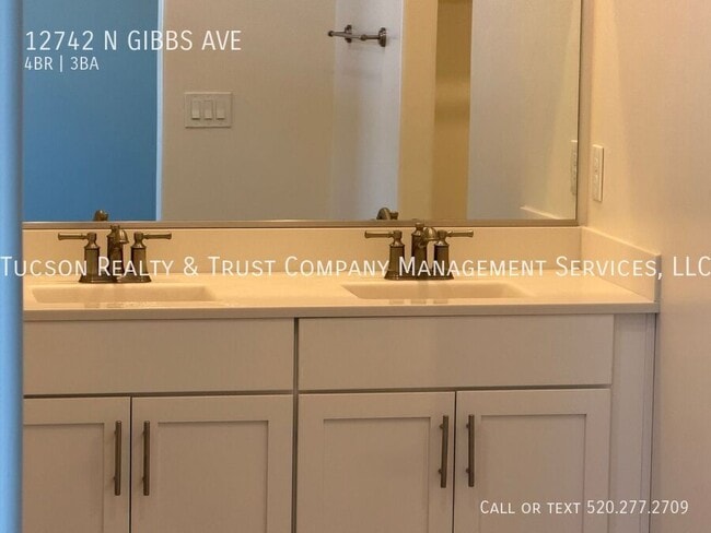 Building Photo - 12742 N Gibbs Ave