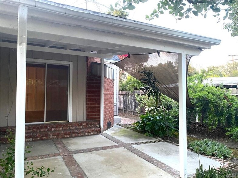 Building Photo - 17718 Erwin St