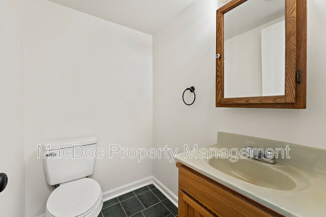 Building Photo - 38 Ocala Ln