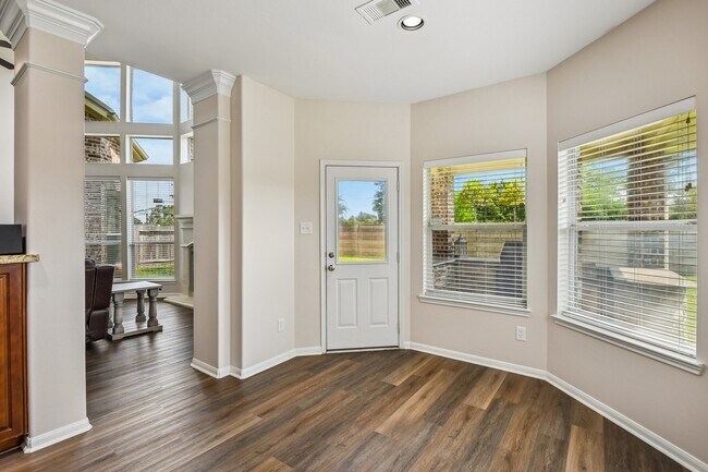 Building Photo - 28134 Kudzu Dr