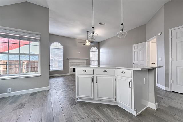 Building Photo - 4109 Pinewood Dr