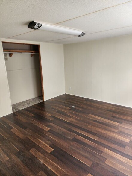Building Photo - 2649 FM 1044