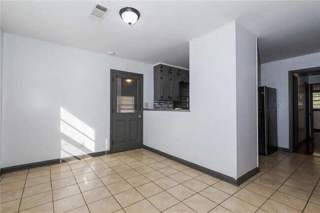 Building Photo - 1678 Bagpipe Pl