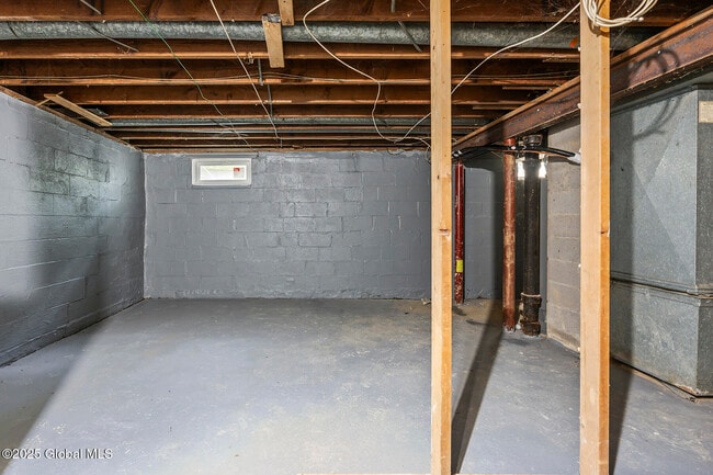 Building Photo - 98 Mt Hope Dr