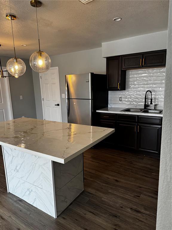 Building Photo - 409 Fern Rd