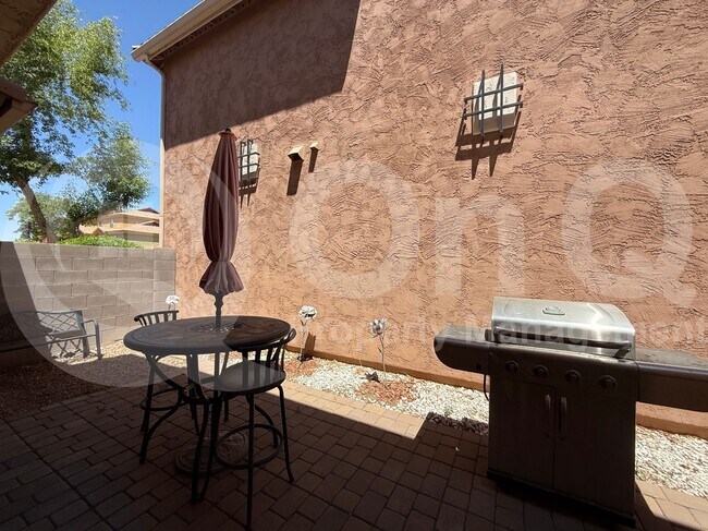 Building Photo - 105 N 87th Ave