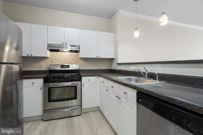 Building Photo - 3851 Aristotle Ct