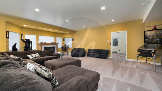 Building Photo - Million Dollar Views in Larkspur