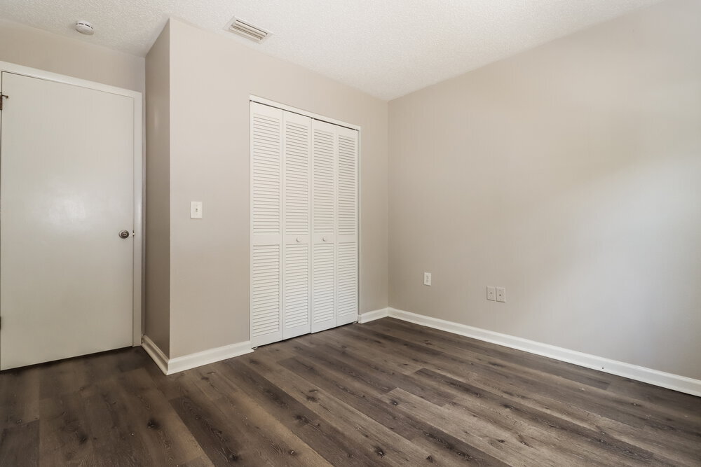 Building Photo - 8047 Hathaway Dr