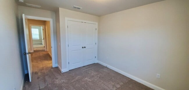 Building Photo - 1541 Olympic Ln